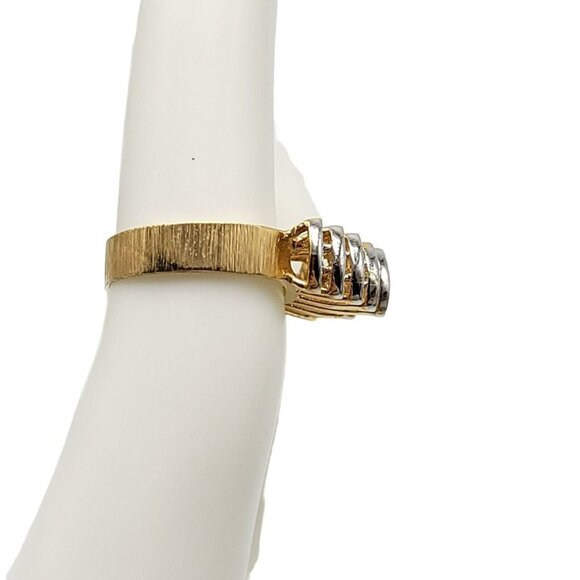 Vintage CCI Designer Gold Tone Clear Rhinestone Multi-Level Pyramid Ring Size 5 - Picture 4 of 6